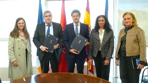 Las Rozas y la Asociación de Celíacos firman un convenio juntos SoyDe