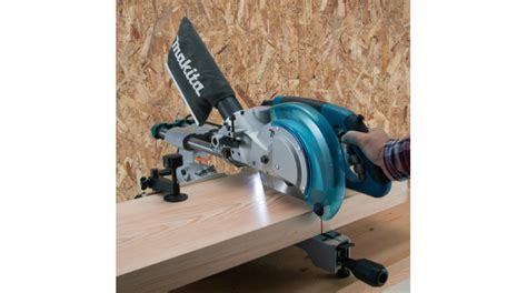 INGLETADORA TELESCOPICA 1200W 216mm LS0816F MAKITA