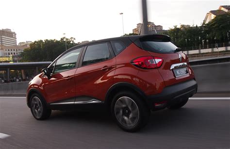 Renault Captur Test Drive Review Can It Capture The Hearts Of