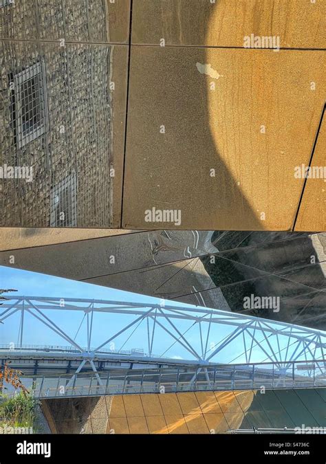 Mirror Bridges Over River Lea At Queen Elizabeth Olympic Park In