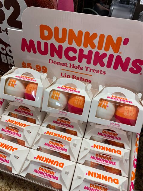 Dunkins New Lip Balms Look And Smell Exactly Like Munchkins Delish Lip Smackers Lip Balms