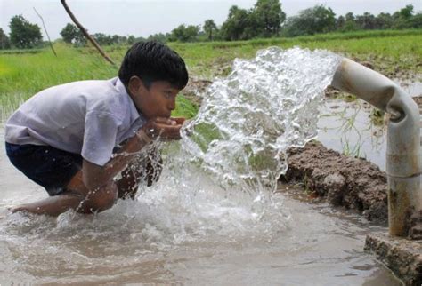 Fuentes de agua potable mejoradas • Teorema Ambiental