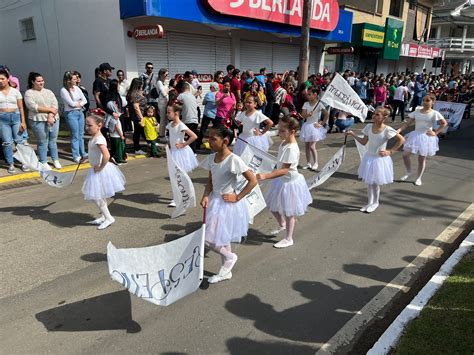 Confira Fotos Do Desfile De 7 Setembro Em Forquilhinha Cotidiano 4oito