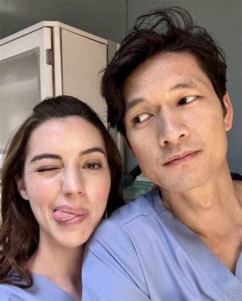 Greys Anatomy Season Bts Jules Millin And Blue Kwan Kane Harry