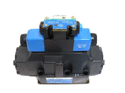 New Vickers Solenoid Valve Dg V S C Vm Ftwl B