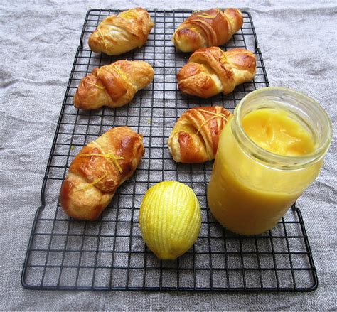 Lemon Drizzle Croissants