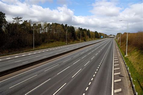 Eerie Photos Show A Very Quiet Stretch Of The M Near Nottingham