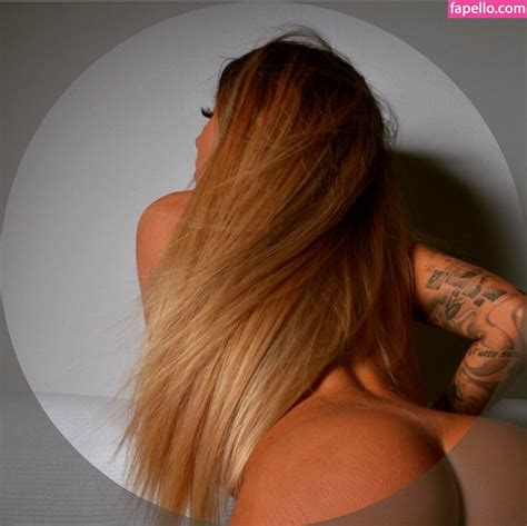 Flora Tabi Floraartist Tapi Floo Nude Leaked Onlyfans Photo