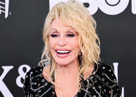 Dolly Parton Reveals Secret To Her Nearly 60 Year Marriage Parade