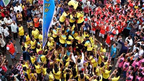 Dahi Handi 2023- मथुरा-मुंबई की इन जगहों पर मनाया जा रहा है दही हांडी ...