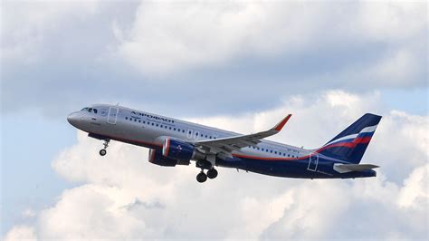 Aeroflot Suspende Todos Sus Vuelos Internacionales Excepto A Minsk