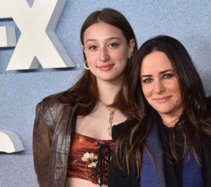 From Breakthrough Hit to Billion-Dollar Net Worth: Pamela Adlon’s Rise Revealed - Veja Store Site