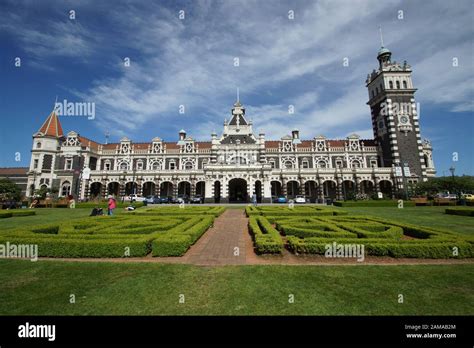 Dunedin Railway Station Stock Photo - Alamy