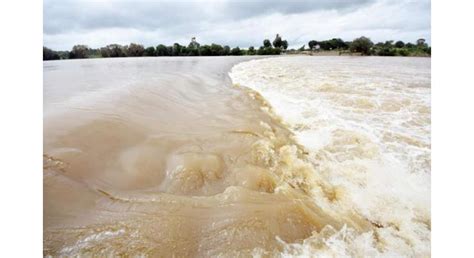 Water Level Increases In Sutlej River After Release By India Urdupoint