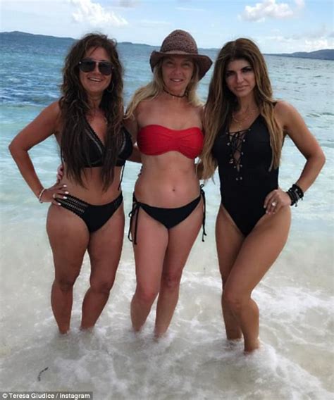 Teresa Giudice Shares Swimsuit Pics From Puerto Rico Daily Mail Online