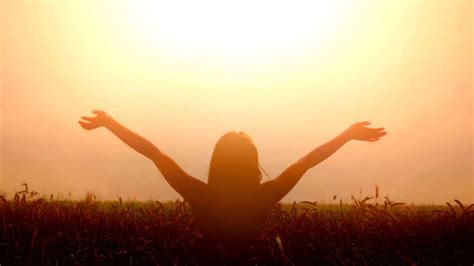 5 Minutes Of Sun Can Make Your Mood Better Know How India TV