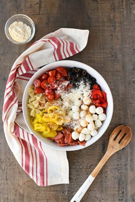 Pepperoni Pizza Pasta Salad Sizzling Eats