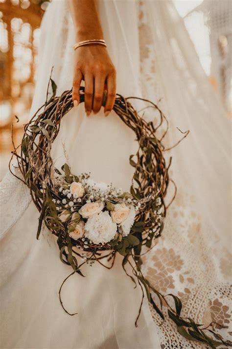 50 bouquets de mariée originaux pour rendre votre look unique