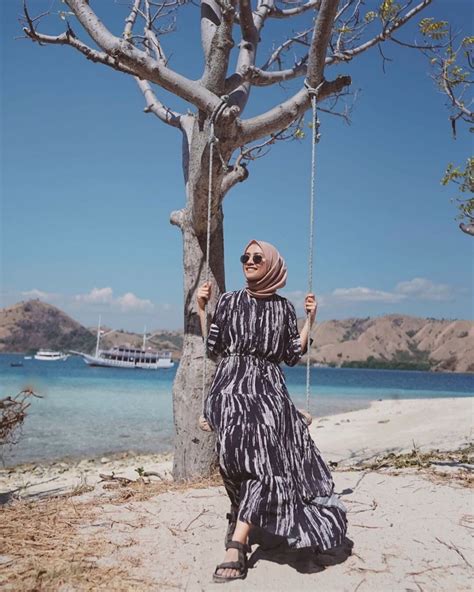 Inspirasi Outfit Ke Pantai Galeri Lukisan