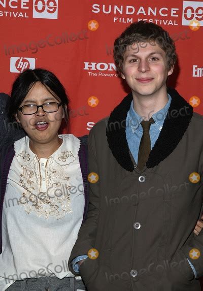 Photos and Pictures - Actors Charlyne Yi and Michael Cera (R) attend ...