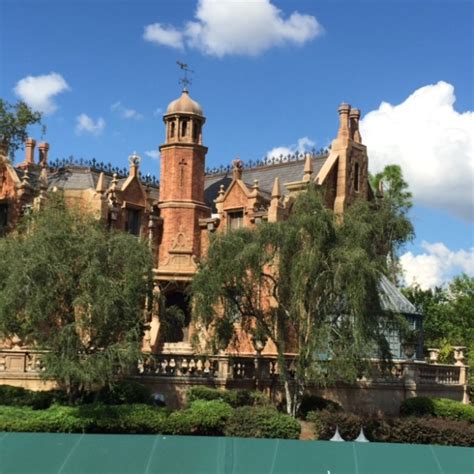 Haunted Mansion - My 10 Favorite Things - Living a Disney Life