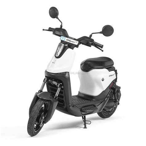 Yulu Wynn Electric 2W Launch Price Rs 55k Made By Bajaj Chetak