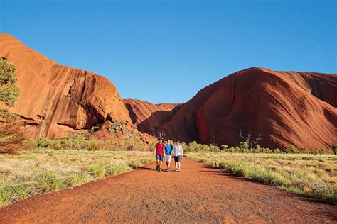 Uluru Hiking Trail, Yulara