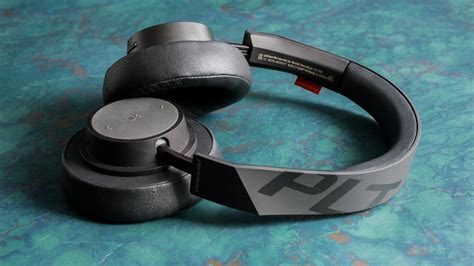 Plantronics Backbeat Go 600 Review Sounds Good For The Money And Comfy Too Cnet