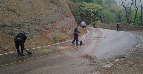 Policías retiraron derrumbes y deslaves Noticias de Hidalgo Zunoticia