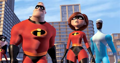 'Incredibles 2' mom finds kid's shoes like ALL moms in special trailer