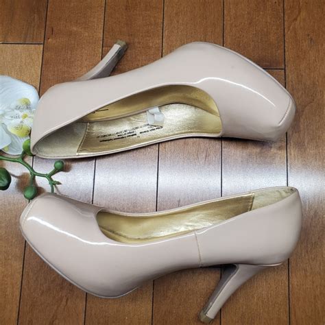Mossimo Supply Co Shoes Mossimo Supply Co Nude Square Toe Heels Size 55 Poshmark