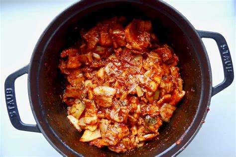 Kimchi Jjigae (Korean Kimchi Stew) Recipe