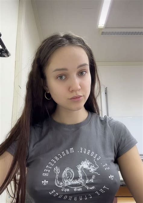 Ellielli Elligoinglive Nude Leaks OnlyFans Fapellino