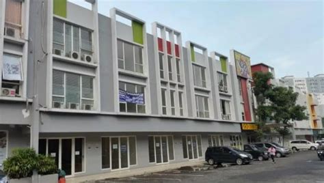 pasar modern puncak permai lacakharga