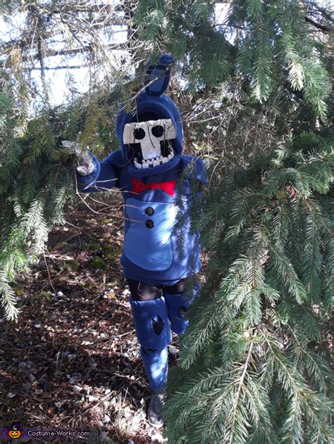 Withered Bonnie Costume - Photo 4/5