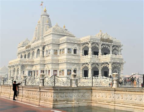 Vrindavan Iskcon Temple Timings - Temple Mama