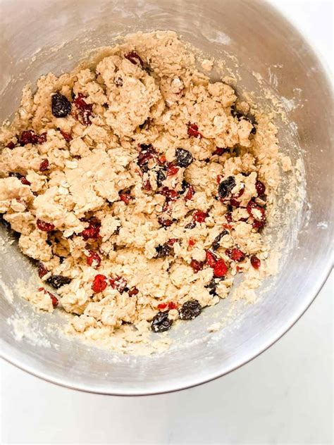 Oatmeal Cranberry Cookies Wendy Polisi