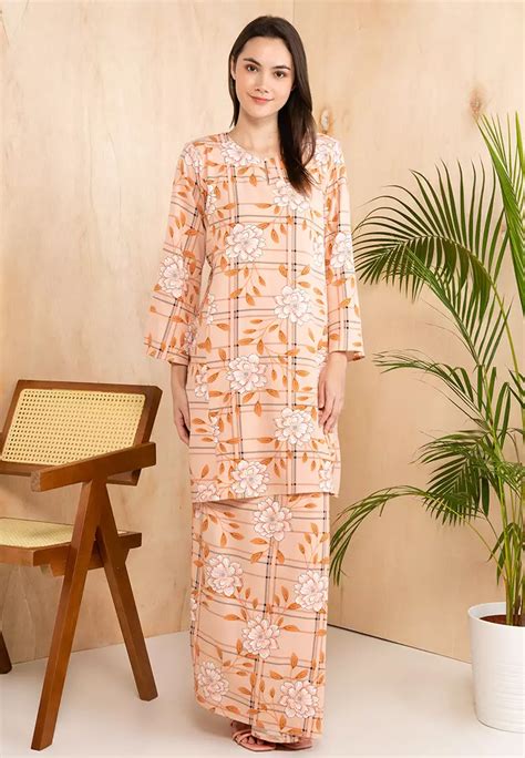 Buy Era Maya Tangelo Peach Plaid Floral Baju Kurung Pahang Online