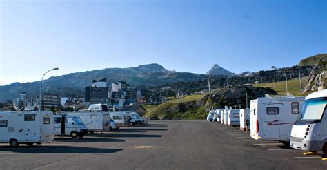 Aire De Camping Car 1 De La Pierre Saint Martin Arette Site