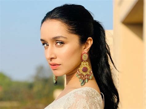 Shraddha Kapoor's Glowing Makeup Look