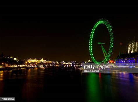 London Eye Night View Photos and Premium High Res Pictures - Getty Images