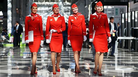 Allacciate Le Cinture Ecco A Voi Le Bellissime Hostess Di Aeroflot