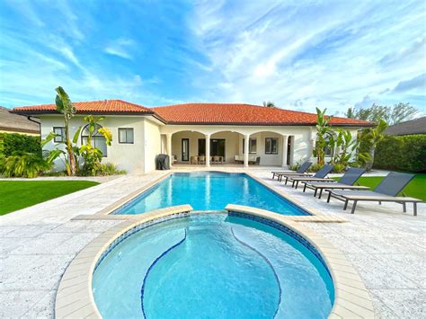 Florida Mansion Vacation Rentals - United States | Airbnb