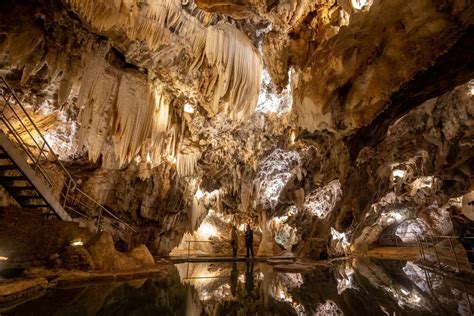 Descubre cómo se forman los gours maravillas de la naturaleza