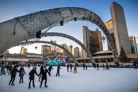 The 7 Best Ice Skating Rinks in Toronto