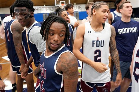 FDU basketball players get stuck in elevator before game at LIU