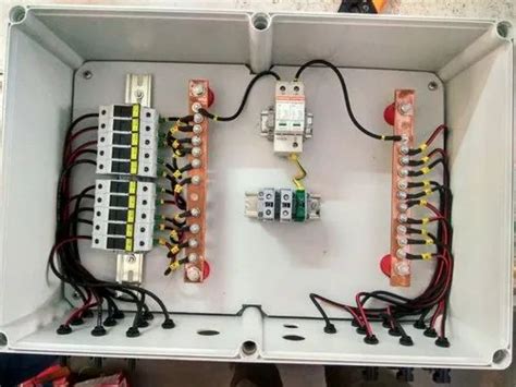 Solar Dc Distribution Box Solar Dc Combiner Box 10 In 1 Out 1000v Dc Isolator Manufacturer