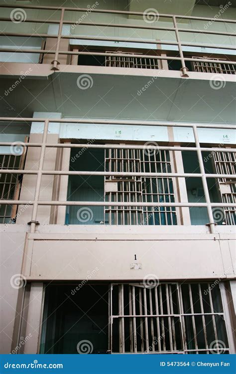 Alcatraz prison cell editorial stock image. Image of death - 5473564