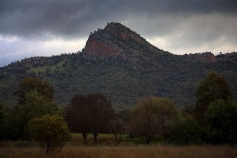 The Rock near Wagga Wagga. Famous Australian Landmark known by all the ...