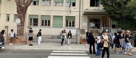 Al Professionale Di Cecina Si Sperimenta La Scuola Senza Voti Si